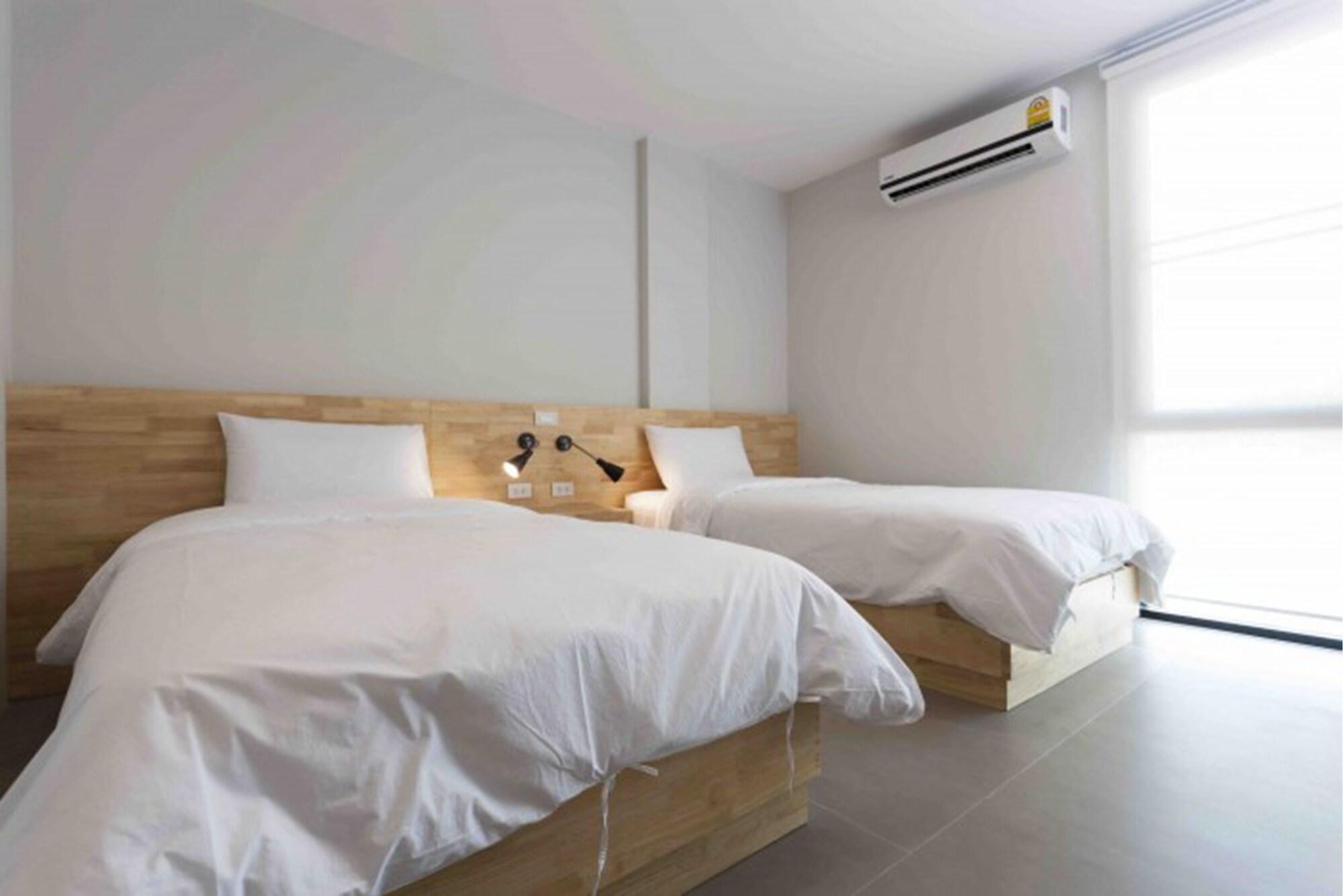 Easy Hotel Lamphun Exterior foto